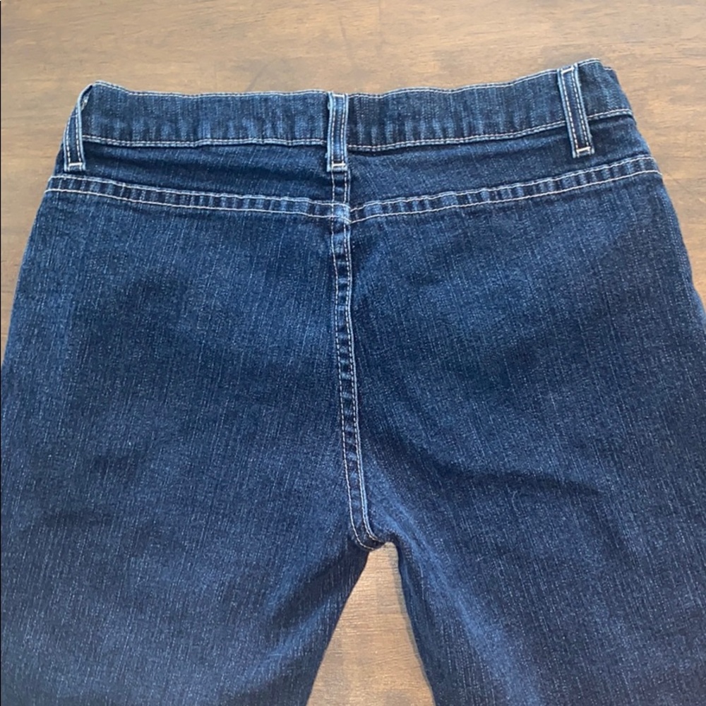 Retro, pocketless bootcut jeans! Size 5